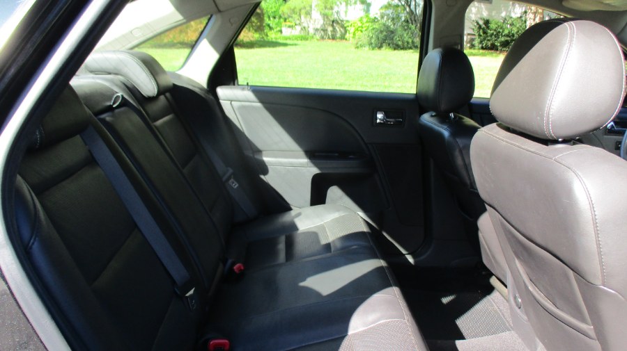 2009 Ford Taurus 4dr Sdn SE FWD, available for sale in Bronx, New York | TNT Auto Sales USA inc. Bronx, New York 2009 Ford Taurus 4dr Sdn SE FWD, available for sale in Bronx, New York | TNT Auto Sales USA inc. Bronx, New York
