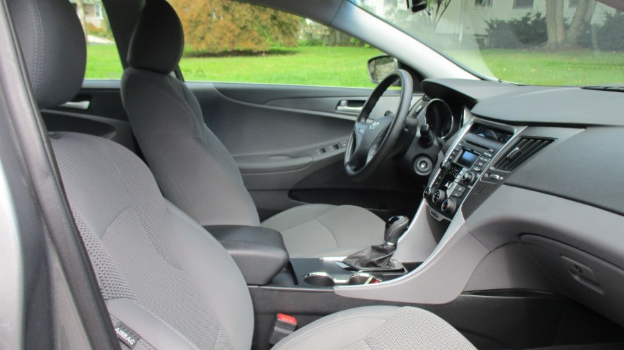 2014 Hyundai Sonata 4dr Sdn 2.4L Auto GLS, available for sale in Bronx, New York | TNT Auto Sales USA inc. Bronx, New York 2014 Hyundai Sonata 4dr Sdn 2.4L Auto GLS, available for sale in Bronx, New York | TNT Auto Sales USA inc. Bronx, New York