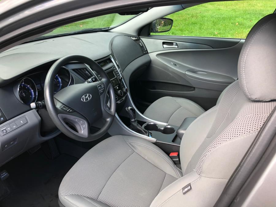 2014 Hyundai Sonata 4dr Sdn 2.4L Auto GLS, available for sale in Bronx, New York | TNT Auto Sales USA inc. Bronx, New York 2014 Hyundai Sonata 4dr Sdn 2.4L Auto GLS, available for sale in Bronx, New York | TNT Auto Sales USA inc. Bronx, New York