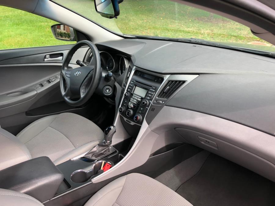 2014 Hyundai Sonata 4dr Sdn 2.4L Auto GLS, available for sale in Bronx, New York | TNT Auto Sales USA inc. Bronx, New York 2014 Hyundai Sonata 4dr Sdn 2.4L Auto GLS, available for sale in Bronx, New York | TNT Auto Sales USA inc. Bronx, New York