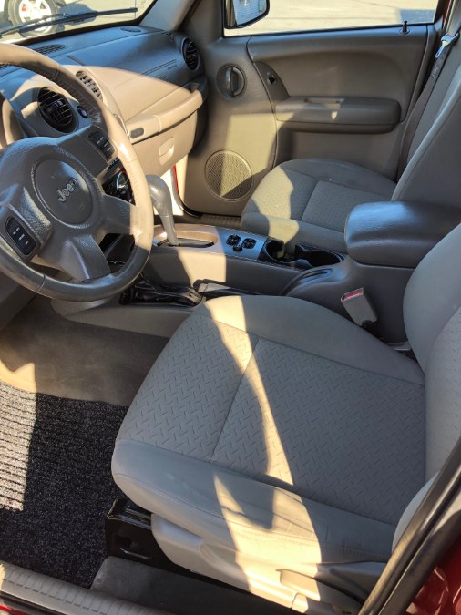 2006 Jeep Liberty 4dr Renegade 4WD, available for sale in Suffield, Connecticut | Suffield Auto LLC. Suffield, Connecticut 2006 Jeep Liberty 4dr Renegade 4WD, available for sale in Suffield, Connecticut | Suffield Auto LLC. Suffield, Connecticut