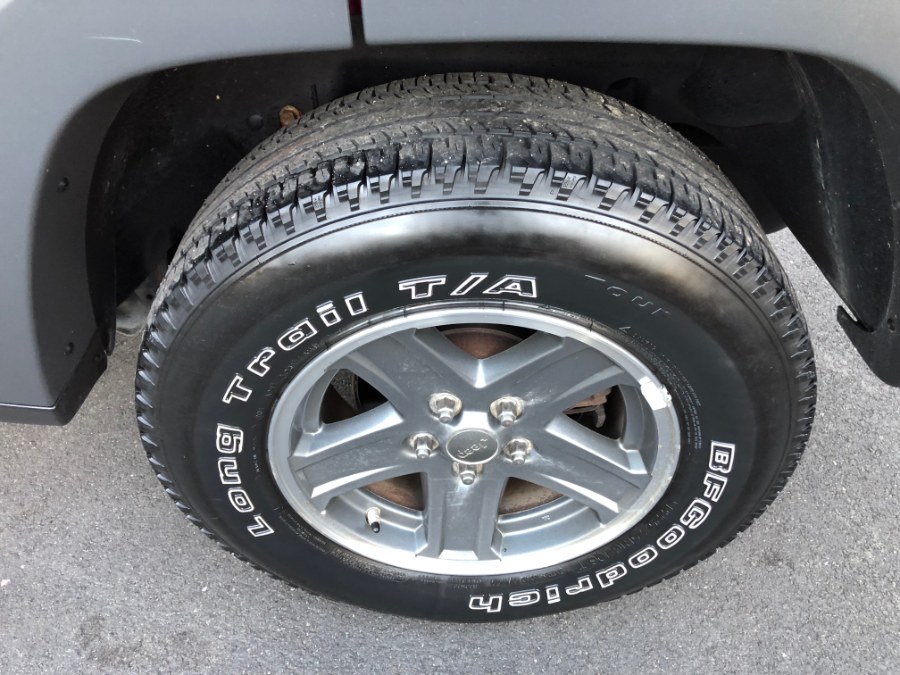 2006 Jeep Liberty 4dr Renegade 4WD, available for sale in Suffield, Connecticut | Suffield Auto LLC. Suffield, Connecticut 2006 Jeep Liberty 4dr Renegade 4WD, available for sale in Suffield, Connecticut | Suffield Auto LLC. Suffield, Connecticut