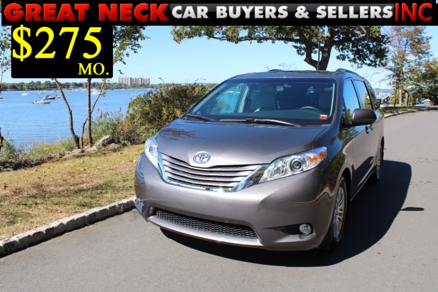 2017 Toyota Sienna XLE Auto Access Seat FWD 7-Passenger, available for sale in Great Neck, New York | Great Neck Car Buyers & Sellers. Great Neck, New York