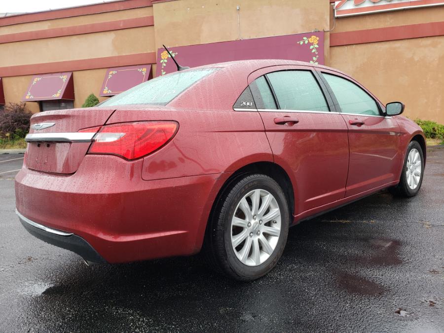 Used Chrysler 200 4dr Sdn Touring 2014 | Ultimate Auto Sales. Hicksville, New York
