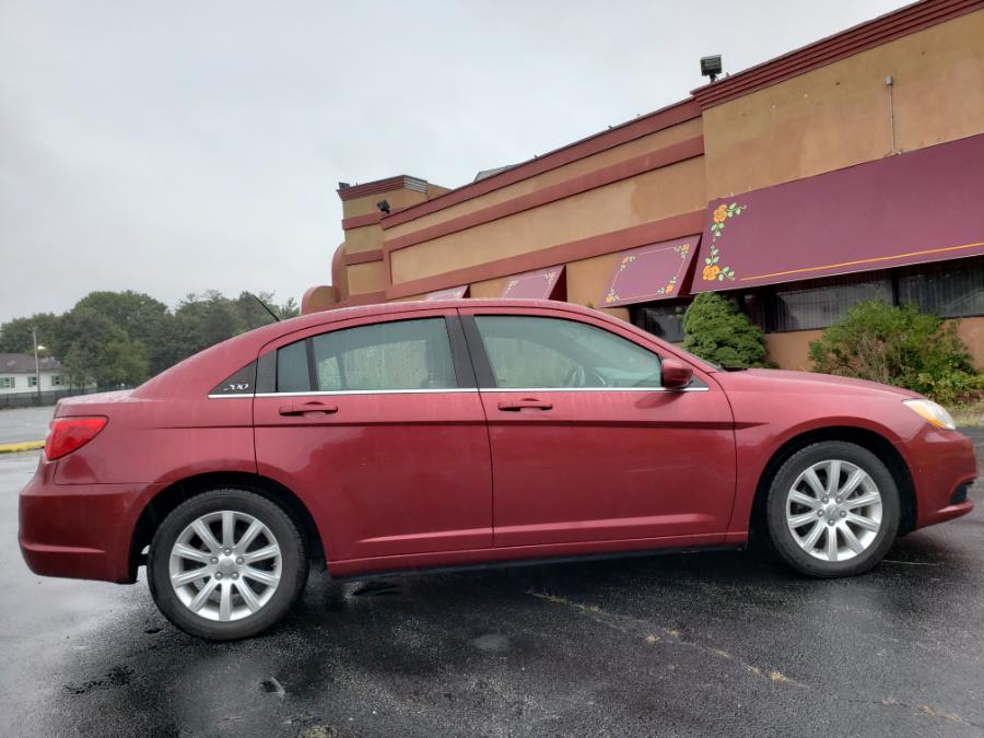 Used Chrysler 200 4dr Sdn Touring 2014 | Ultimate Auto Sales. Hicksville, New York Used Chrysler 200 4dr Sdn Touring 2014 | Ultimate Auto Sales. Hicksville, New York