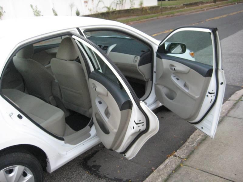 2011 Toyota Corolla LE 4dr Sedan 4A, available for sale in Massapequa, New York | Rite Choice Auto Inc.. Massapequa, New York 2011 Toyota Corolla LE 4dr Sedan 4A, available for sale in Massapequa, New York | Rite Choice Auto Inc.. Massapequa, New York