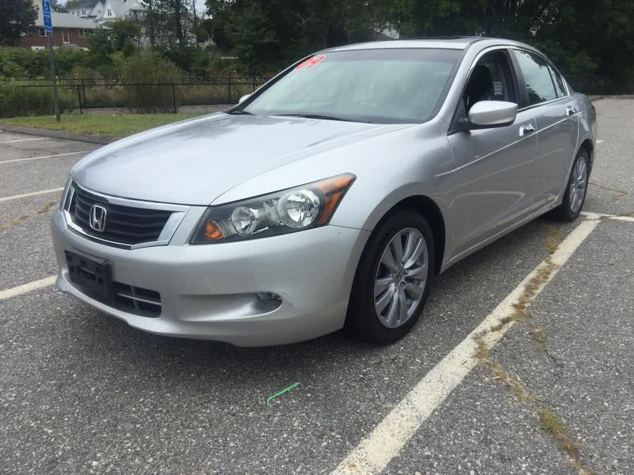 2009 Honda Accord Sdn 4dr V6 Auto EX-L, available for sale in Stratford, Connecticut | Mike's Motors LLC. Stratford, Connecticut