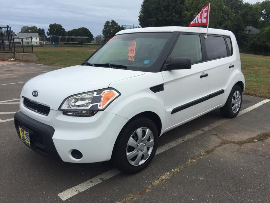 2011 Kia Soul 5dr Wgn Man, available for sale in Stratford, Connecticut | Mike's Motors LLC. Stratford, Connecticut