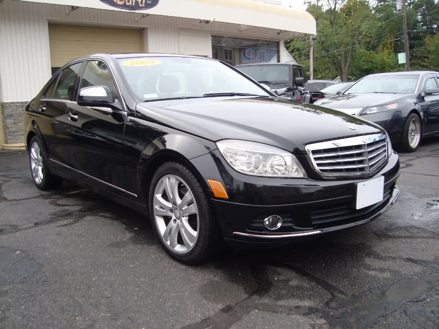 Used Mercedes-Benz C-Class 4dr Sdn 3.0L Luxury 4MATIC 2009 | Yara Motors. Manchester, Connecticut