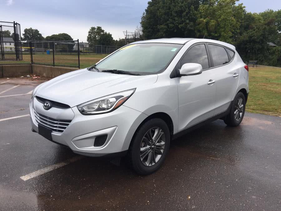2015 Hyundai Tucson AWD 4dr GLS, available for sale in Stratford, Connecticut | Mike's Motors LLC. Stratford, Connecticut