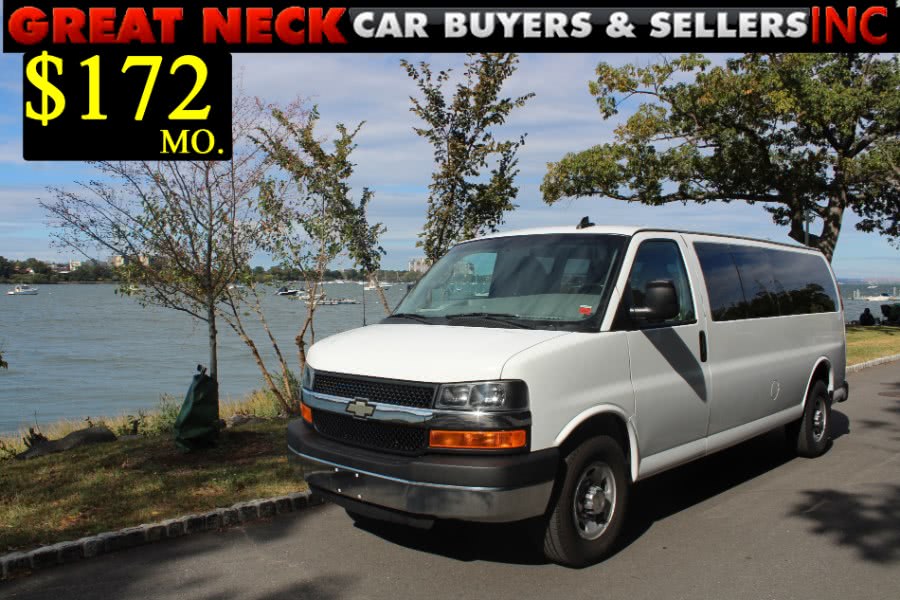 2016 Chevrolet Express Passenger RWD 3500 155" LT w/1LT, available for sale in Great Neck, New York | Great Neck Car Buyers & Sellers. Great Neck, New York
