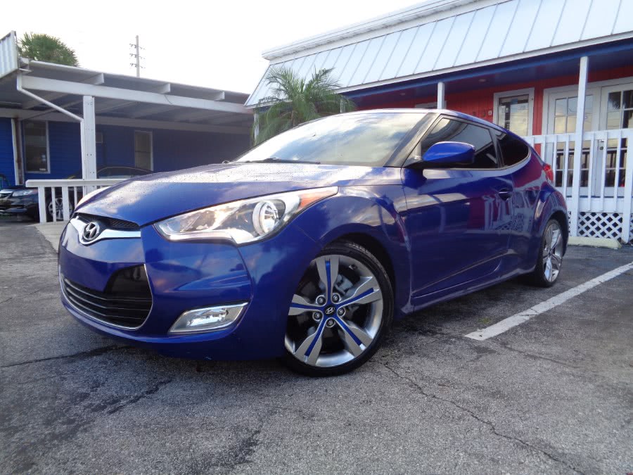 2012 Hyundai Veloster 3dr Cpe Auto w/Black Int, available for sale in Winter Park, Florida | Rahib Motors. Winter Park, Florida