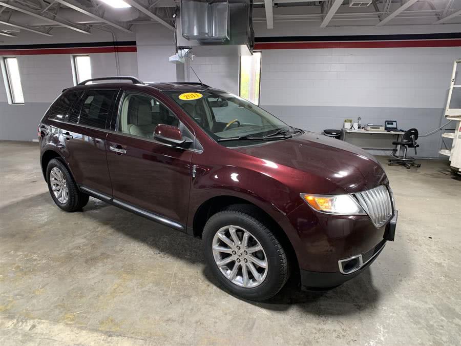 2011 Lincoln MKX FWD 4dr, available for sale in Stratford, Connecticut | Wiz Leasing Inc. Stratford, Connecticut