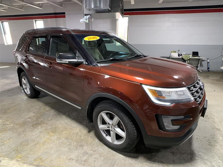2016 Ford Explorer 4WD 4dr XLT, available for sale in Stratford, Connecticut | Wiz Leasing Inc. Stratford, Connecticut