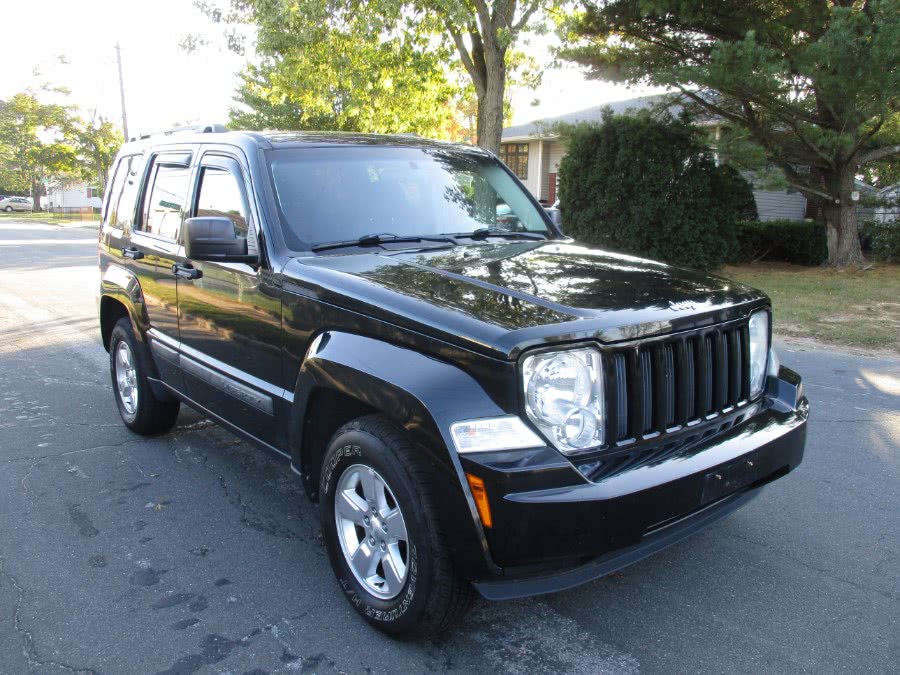 2012 Jeep Liberty 4WD 4dr Sport, available for sale in West Babylon, New York | New Gen Auto Group. West Babylon, New York