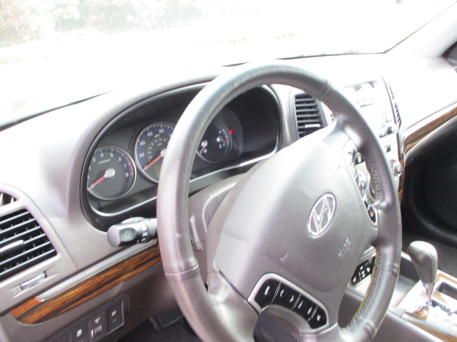 2011 Hyundai Santa Fe AWD 4dr V6 Auto SE, available for sale in Massapequa, New York | South Shore Auto Brokers & Sales. Massapequa, New York 2011 Hyundai Santa Fe AWD 4dr V6 Auto SE, available for sale in Massapequa, New York | South Shore Auto Brokers & Sales. Massapequa, New York