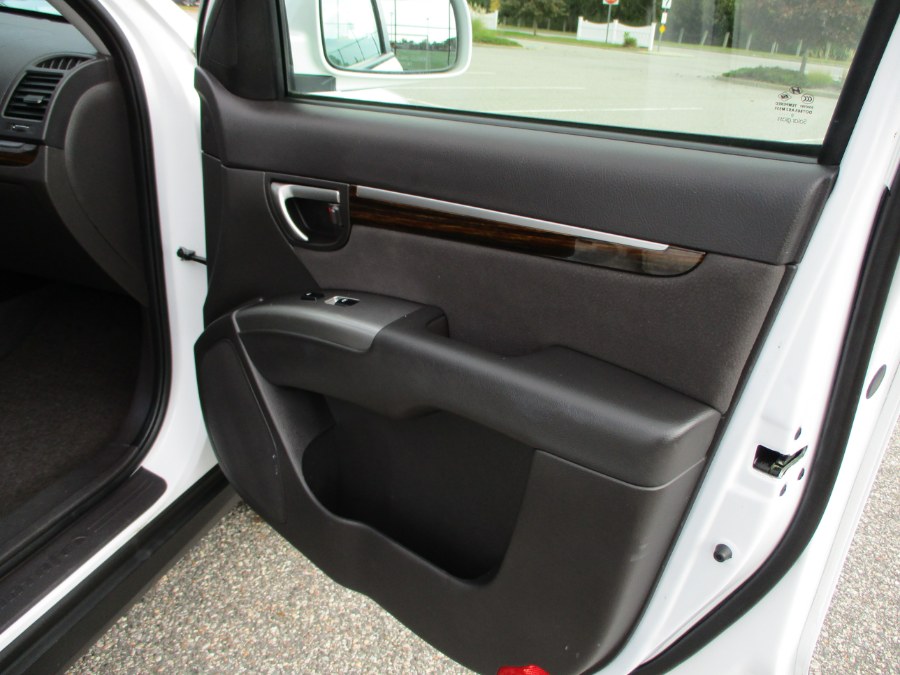 2011 Hyundai Santa Fe AWD 4dr V6 Auto SE, available for sale in Massapequa, New York | South Shore Auto Brokers & Sales. Massapequa, New York 2011 Hyundai Santa Fe AWD 4dr V6 Auto SE, available for sale in Massapequa, New York | South Shore Auto Brokers & Sales. Massapequa, New York
