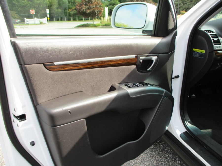 2011 Hyundai Santa Fe AWD 4dr V6 Auto SE, available for sale in Massapequa, New York | South Shore Auto Brokers & Sales. Massapequa, New York 2011 Hyundai Santa Fe AWD 4dr V6 Auto SE, available for sale in Massapequa, New York | South Shore Auto Brokers & Sales. Massapequa, New York