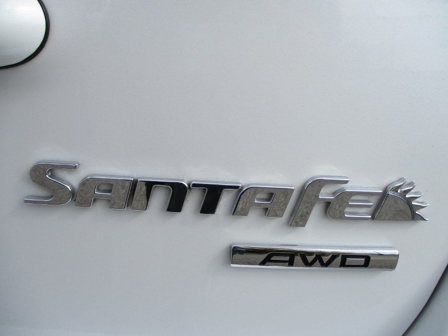 2011 Hyundai Santa Fe AWD 4dr V6 Auto SE, available for sale in Massapequa, New York | South Shore Auto Brokers & Sales. Massapequa, New York 2011 Hyundai Santa Fe AWD 4dr V6 Auto SE, available for sale in Massapequa, New York | South Shore Auto Brokers & Sales. Massapequa, New York