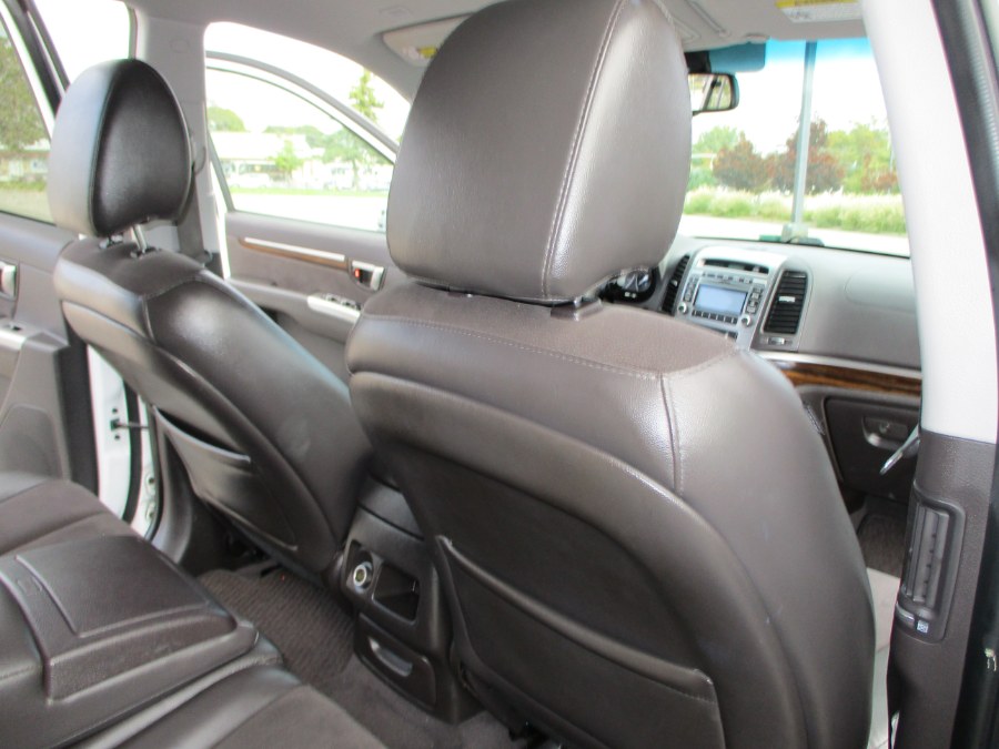 2011 Hyundai Santa Fe AWD 4dr V6 Auto SE, available for sale in Massapequa, New York | South Shore Auto Brokers & Sales. Massapequa, New York 2011 Hyundai Santa Fe AWD 4dr V6 Auto SE, available for sale in Massapequa, New York | South Shore Auto Brokers & Sales. Massapequa, New York