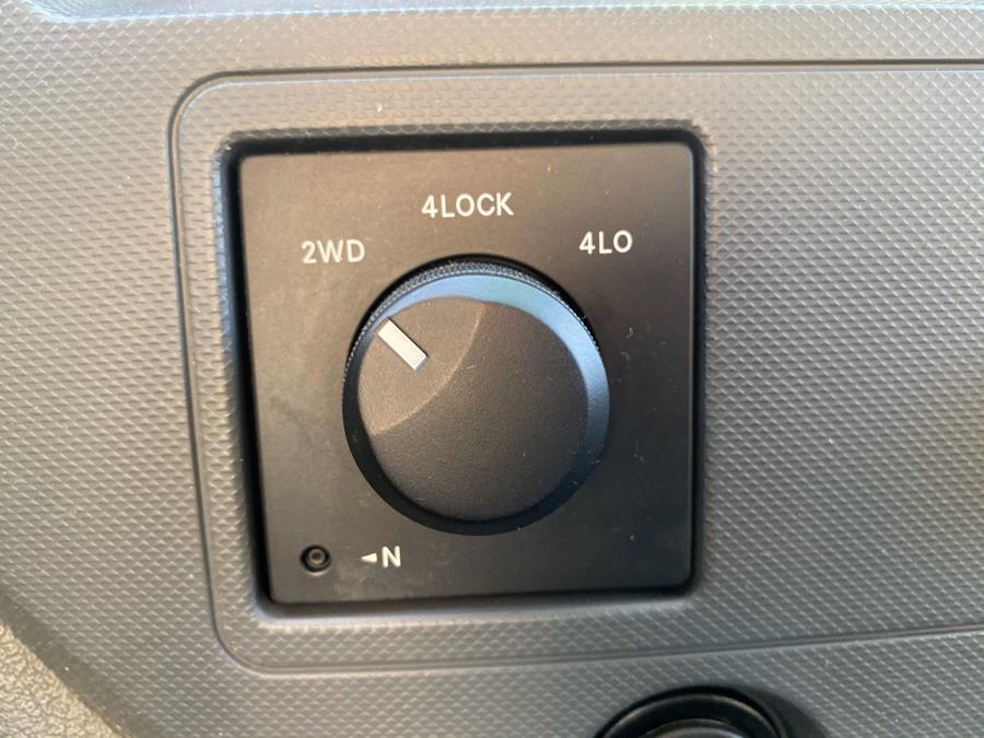 2006 Dodge Ram 1500 4dr Quad Cab 140.5 4WD SLT, available for sale in East Windsor, Connecticut | A1 Auto Sale LLC. East Windsor, Connecticut 2006 Dodge Ram 1500 4dr Quad Cab 140.5 4WD SLT, available for sale in East Windsor, Connecticut | A1 Auto Sale LLC. East Windsor, Connecticut