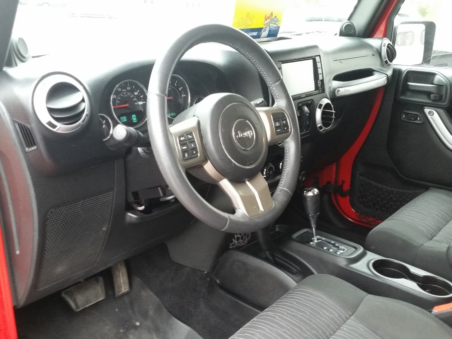 2012 Jeep Wrangler Unlimited 4WD 4dr Sahara, available for sale in Berlin, Connecticut | Action Automotive. Berlin, Connecticut 2012 Jeep Wrangler Unlimited 4WD 4dr Sahara, available for sale in Berlin, Connecticut | Action Automotive. Berlin, Connecticut