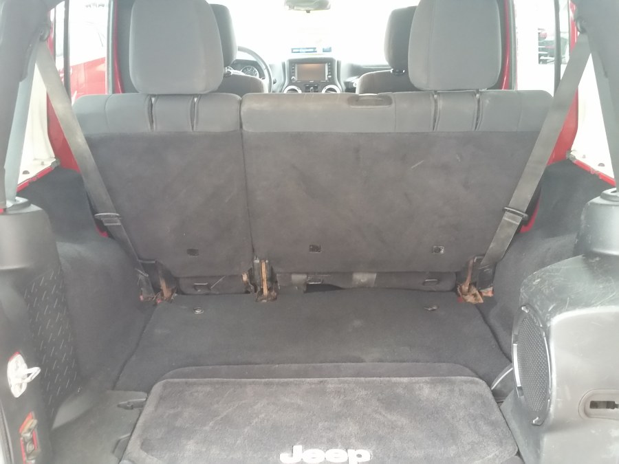 2012 Jeep Wrangler Unlimited 4WD 4dr Sahara, available for sale in Berlin, Connecticut | Action Automotive. Berlin, Connecticut 2012 Jeep Wrangler Unlimited 4WD 4dr Sahara, available for sale in Berlin, Connecticut | Action Automotive. Berlin, Connecticut