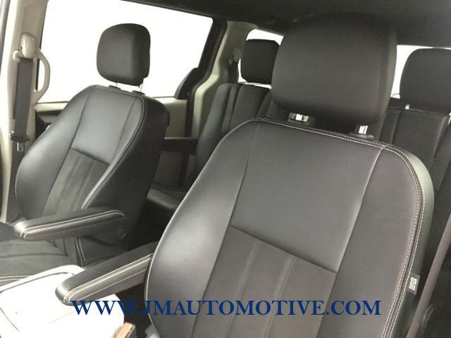 2019 Dodge Grand Caravan SXT Wagon, available for sale in Naugatuck, Connecticut | J&M Automotive Sls&Svc LLC. Naugatuck, Connecticut 2019 Dodge Grand Caravan SXT Wagon, available for sale in Naugatuck, Connecticut | J&M Automotive Sls&Svc LLC. Naugatuck, Connecticut