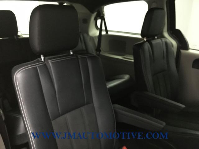 2019 Dodge Grand Caravan SXT Wagon, available for sale in Naugatuck, Connecticut | J&M Automotive Sls&Svc LLC. Naugatuck, Connecticut 2019 Dodge Grand Caravan SXT Wagon, available for sale in Naugatuck, Connecticut | J&M Automotive Sls&Svc LLC. Naugatuck, Connecticut