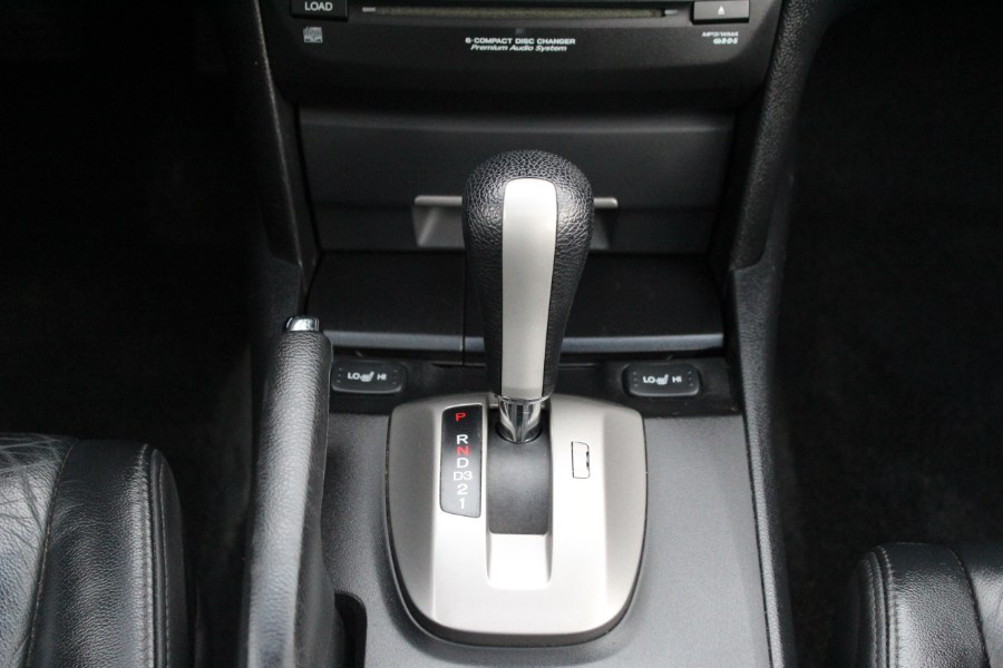 2009 Honda Accord Sdn 4dr V6 Auto EX-L w/Navi PZEV, available for sale in Manchester, Connecticut | Carsonmain LLC. Manchester, Connecticut 2009 Honda Accord Sdn 4dr V6 Auto EX-L w/Navi PZEV, available for sale in Manchester, Connecticut | Carsonmain LLC. Manchester, Connecticut