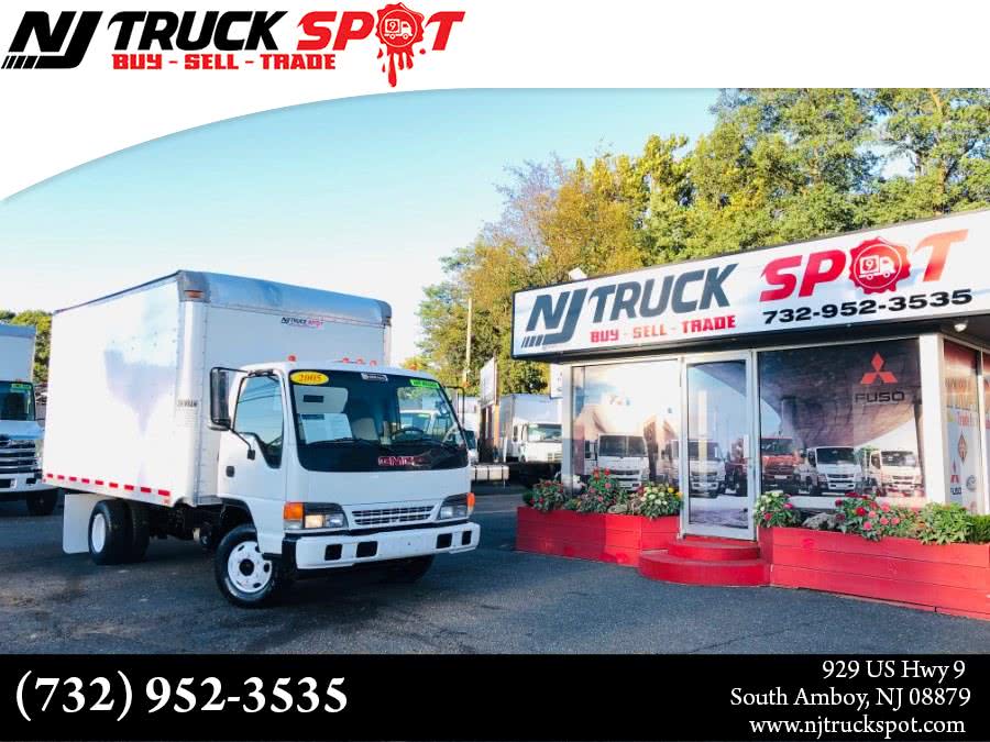 2005 GMC W4500 14 FEET DRY BOX TRUCK, available for sale in South Amboy, New Jersey | NJ Truck Spot. South Amboy, New Jersey