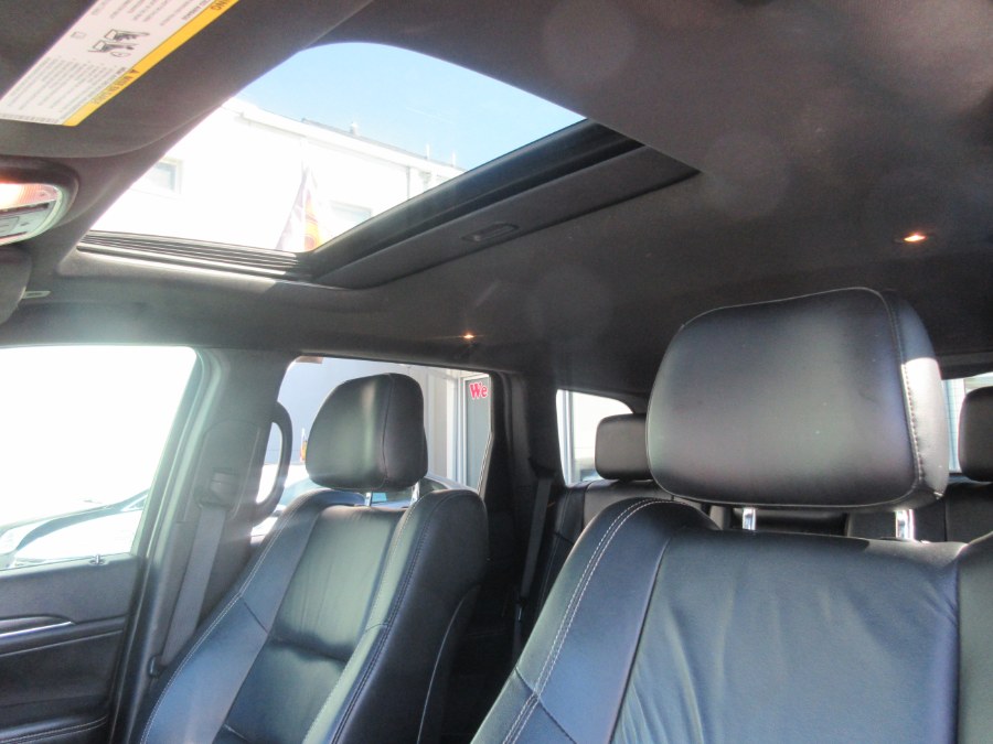 2017 Jeep Grand Cherokee Limited 4x4, available for sale in Linden, New Jersey | Route 27 Auto Mall. Linden, New Jersey 2017 Jeep Grand Cherokee Limited 4x4, available for sale in Linden, New Jersey | Route 27 Auto Mall. Linden, New Jersey