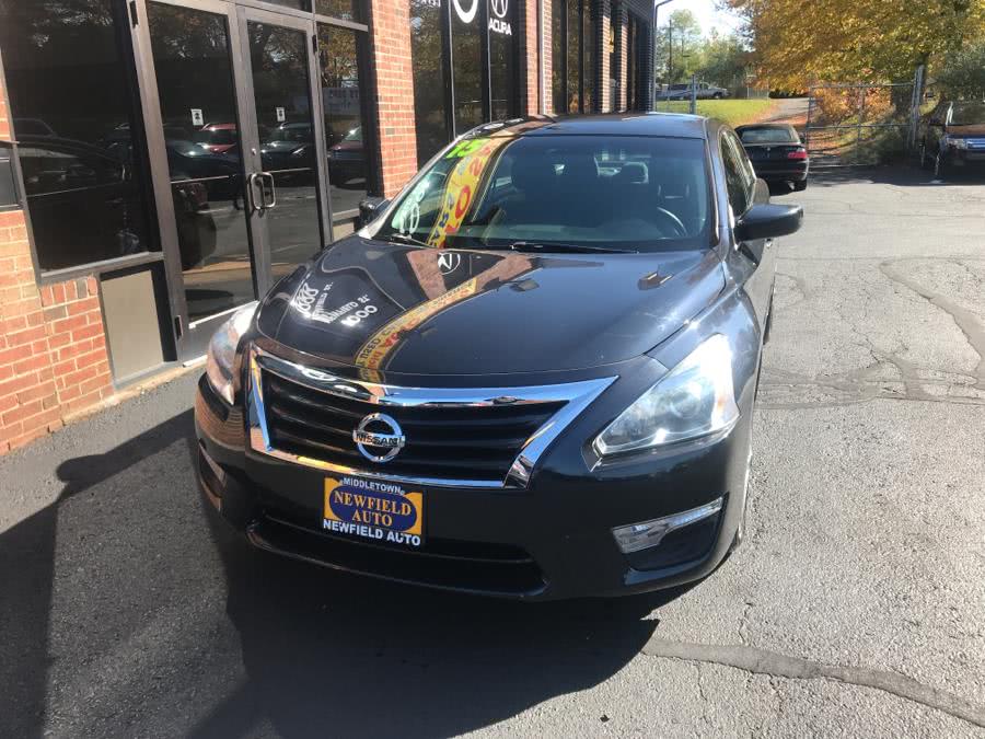 2015 Nissan Altima 4dr Sdn I4 2.5 S, available for sale in Middletown, Connecticut | Newfield Auto Sales. Middletown, Connecticut