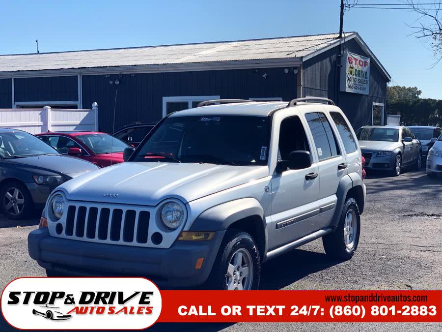 2006 Jeep Liberty 4dr Sport 4WD, available for sale in East Windsor, Connecticut | Stop & Drive Auto Sales. East Windsor, Connecticut