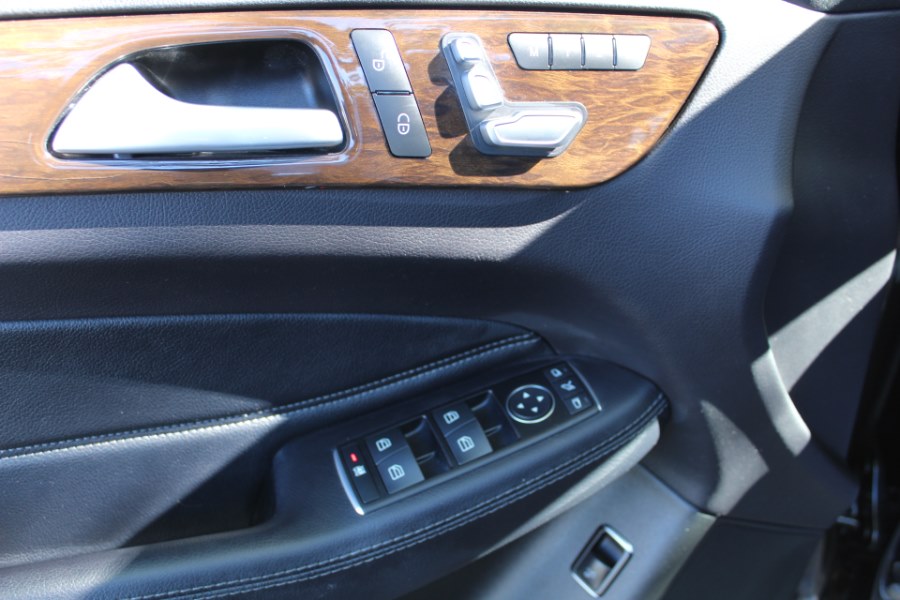 2016 Mercedes-Benz GLE 4MATIC 4dr GLE 350, available for sale in Great Neck, New York | Great Neck Car Buyers & Sellers. Great Neck, New York 2016 Mercedes-Benz GLE 4MATIC 4dr GLE 350, available for sale in Great Neck, New York | Great Neck Car Buyers & Sellers. Great Neck, New York