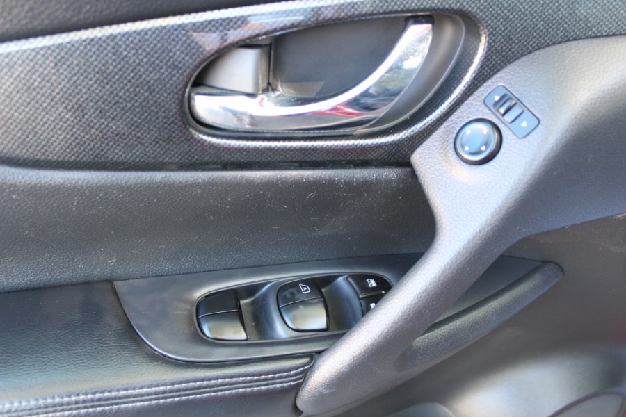 2014 Nissan Rogue AWD 4dr S, available for sale in Great Neck, New York | Great Neck Car Buyers & Sellers. Great Neck, New York 2014 Nissan Rogue AWD 4dr S, available for sale in Great Neck, New York | Great Neck Car Buyers & Sellers. Great Neck, New York