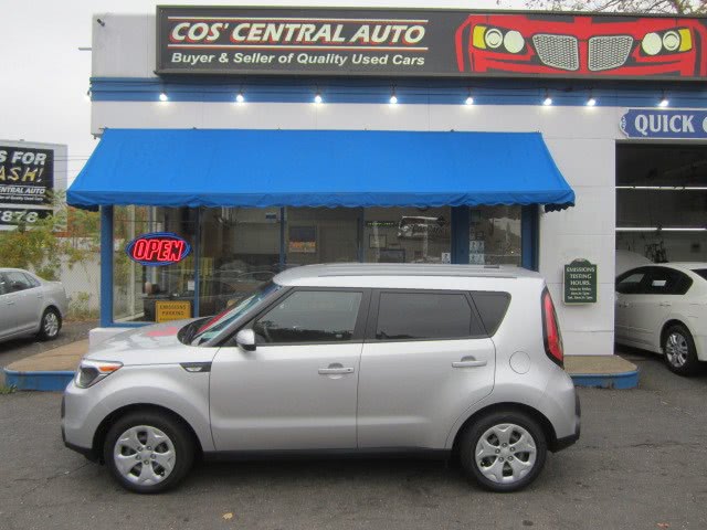 2014 Kia Soul 5dr Wgn Auto Base, available for sale in Meriden, Connecticut | Cos Central Auto. Meriden, Connecticut