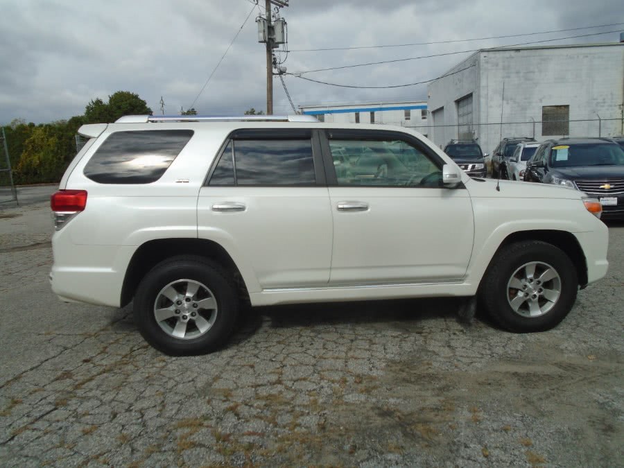 2013 Toyota 4Runner 4WD 4dr V6 SR5, available for sale in Milford, Connecticut | Dealertown Auto Wholesalers. Milford, Connecticut