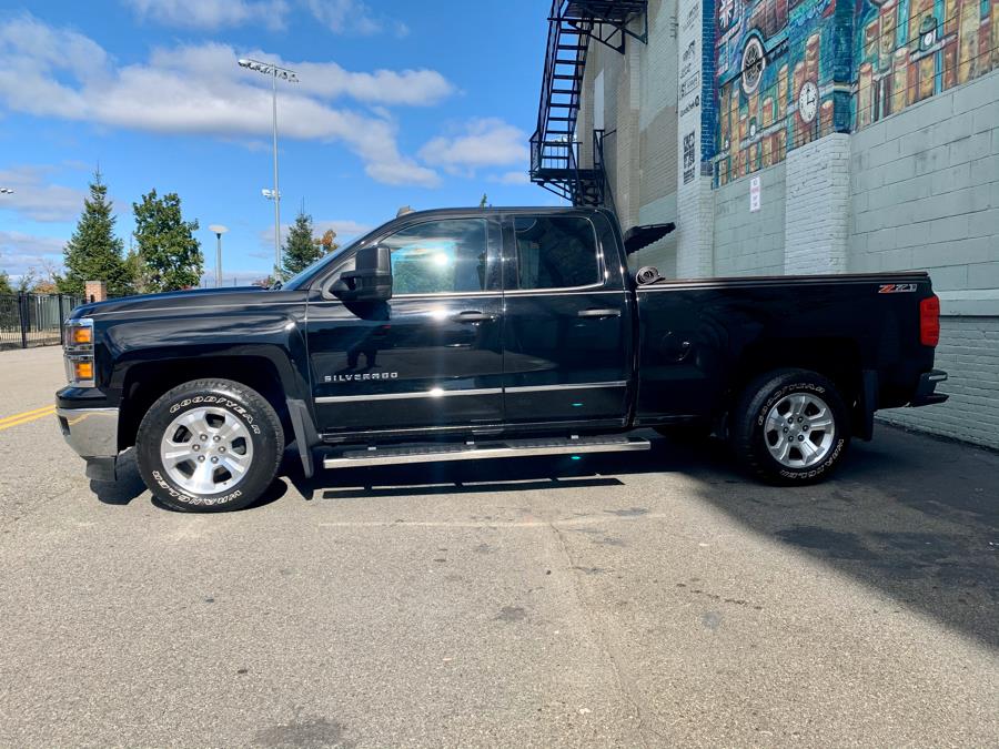 Used Chevrolet Silverado 1500 4WD Double Cab 143.5" LT w/1LT 2014 | RT Auto Center LLC. Newark, New Jersey Used Chevrolet Silverado 1500 4WD Double Cab 143.5" LT w/1LT 2014 | RT Auto Center LLC. Newark, New Jersey