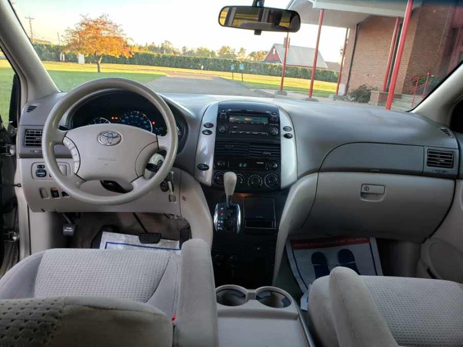 2007 Toyota Sienna 5dr 7-Passenger Van CE FWD (Natl), available for sale in East Windsor, Connecticut | A1 Auto Sale LLC. East Windsor, Connecticut 2007 Toyota Sienna 5dr 7-Passenger Van CE FWD (Natl), available for sale in East Windsor, Connecticut | A1 Auto Sale LLC. East Windsor, Connecticut