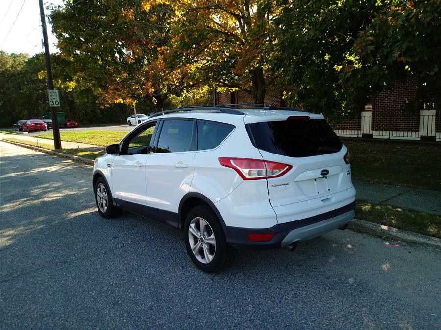 Used Ford Escape 4WD 4dr SE 2014 | Roe Motors Ltd. Shirley, New York Used Ford Escape 4WD 4dr SE 2014 | Roe Motors Ltd. Shirley, New York