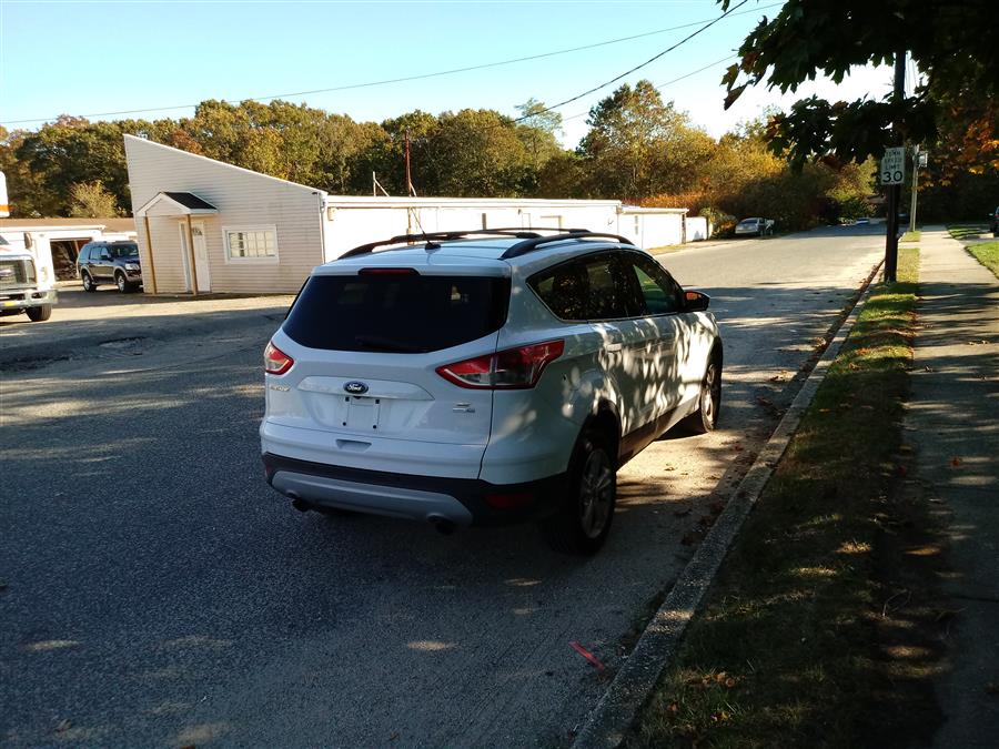 Used Ford Escape 4WD 4dr SE 2014 | Roe Motors Ltd. Shirley, New York Used Ford Escape 4WD 4dr SE 2014 | Roe Motors Ltd. Shirley, New York