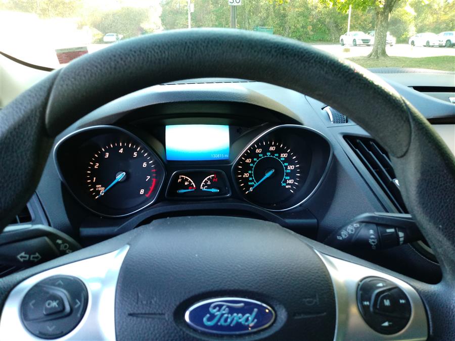 Used Ford Escape 4WD 4dr SE 2014 | Roe Motors Ltd. Shirley, New York Used Ford Escape 4WD 4dr SE 2014 | Roe Motors Ltd. Shirley, New York