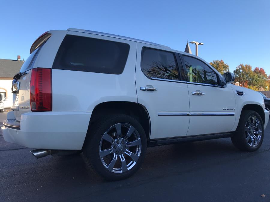 2008 Cadillac Escalade AWD 4dr, available for sale in Hartford, Connecticut | Lex Autos LLC. Hartford, Connecticut 2008 Cadillac Escalade AWD 4dr, available for sale in Hartford, Connecticut | Lex Autos LLC. Hartford, Connecticut