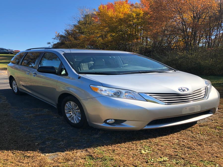 2013 Toyota Sienna 5dr 8-Pass Van V6 XLE FWD, available for sale in East Windsor, Connecticut | A1 Auto Sale LLC. East Windsor, Connecticut 2013 Toyota Sienna 5dr 8-Pass Van V6 XLE FWD, available for sale in East Windsor, Connecticut | A1 Auto Sale LLC. East Windsor, Connecticut
