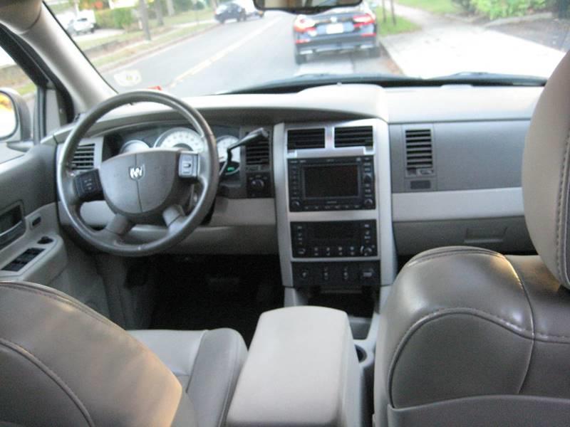 2005 Dodge Durango Limited 4WD 4dr SUV w/ Front, Rear and Third Row H, available for sale in Massapequa, New York | Rite Choice Auto Inc.. Massapequa, New York 2005 Dodge Durango Limited 4WD 4dr SUV w/ Front, Rear and Third Row H, available for sale in Massapequa, New York | Rite Choice Auto Inc.. Massapequa, New York