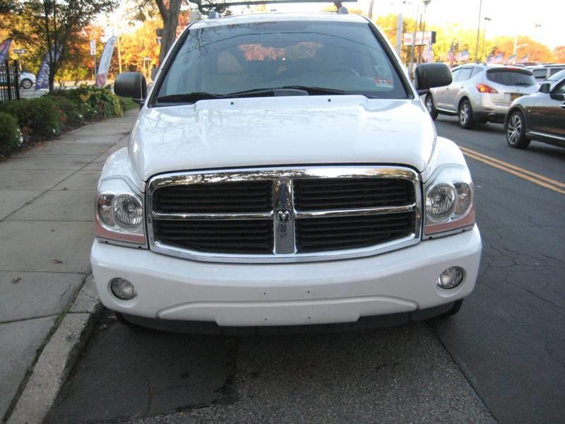 2005 Dodge Durango Limited 4WD 4dr SUV w/ Front, Rear and Third Row H, available for sale in Massapequa, New York | Rite Choice Auto Inc.. Massapequa, New York 2005 Dodge Durango Limited 4WD 4dr SUV w/ Front, Rear and Third Row H, available for sale in Massapequa, New York | Rite Choice Auto Inc.. Massapequa, New York