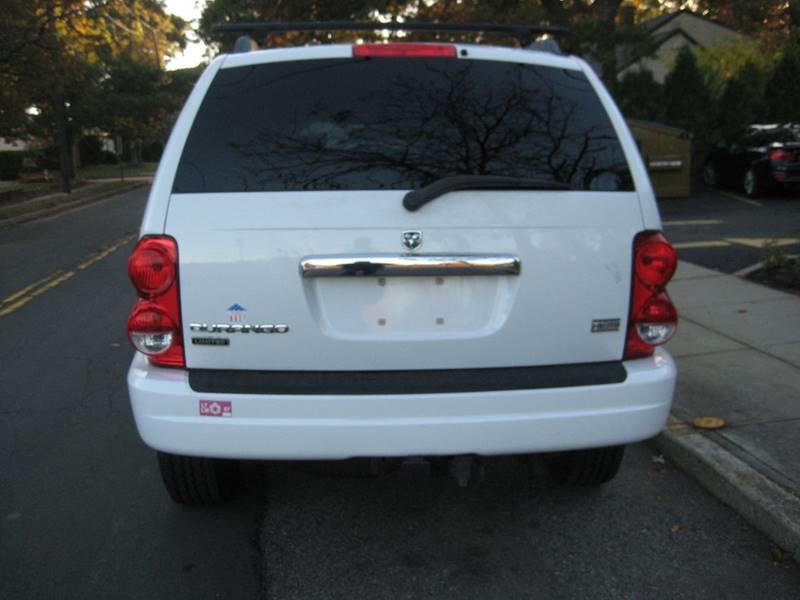 2005 Dodge Durango Limited 4WD 4dr SUV w/ Front, Rear and Third Row H, available for sale in Massapequa, New York | Rite Choice Auto Inc.. Massapequa, New York 2005 Dodge Durango Limited 4WD 4dr SUV w/ Front, Rear and Third Row H, available for sale in Massapequa, New York | Rite Choice Auto Inc.. Massapequa, New York