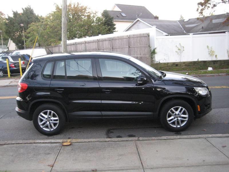 2011 Volkswagen Tiguan SE 4Motion 4dr SUV, available for sale in Massapequa, New York | Rite Choice Auto Inc.. Massapequa, New York 2011 Volkswagen Tiguan SE 4Motion 4dr SUV, available for sale in Massapequa, New York | Rite Choice Auto Inc.. Massapequa, New York