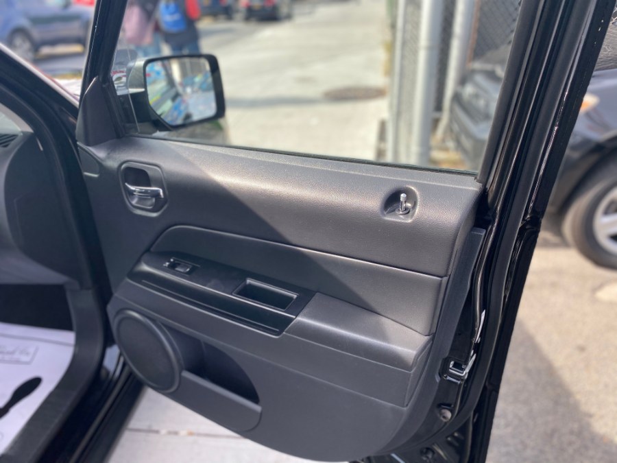 2012 Jeep Patriot 4WD 4dr Sport, available for sale in Middle Village, New York | Middle Village Motors . Middle Village, New York 2012 Jeep Patriot 4WD 4dr Sport, available for sale in Middle Village, New York | Middle Village Motors . Middle Village, New York